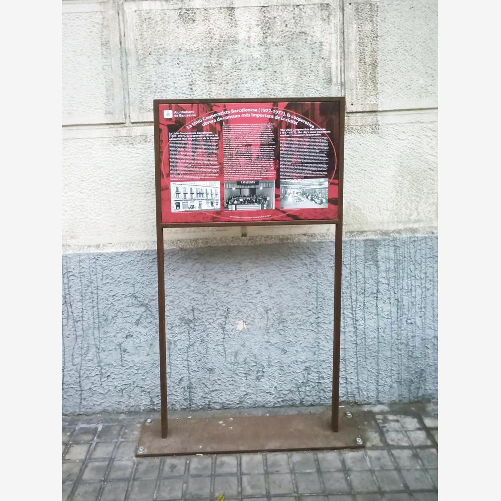 Monolito Vertical MBCN